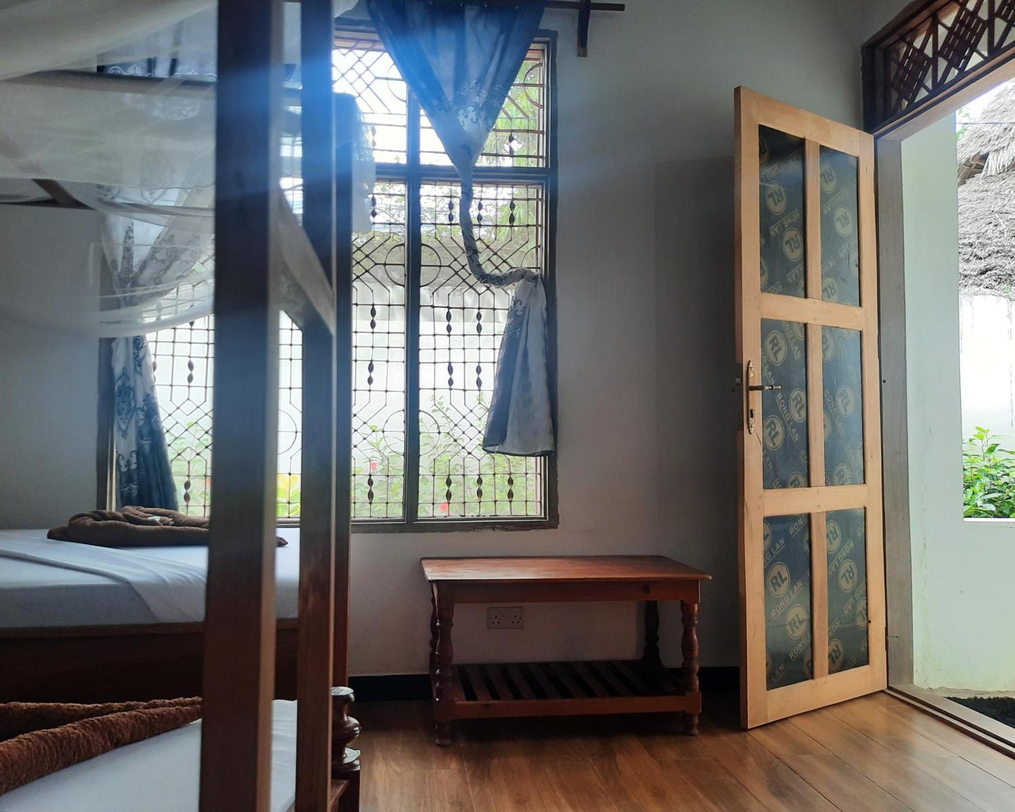Kajificheni House Bed & Breakfast นูงวี ภายนอก รูปภาพ