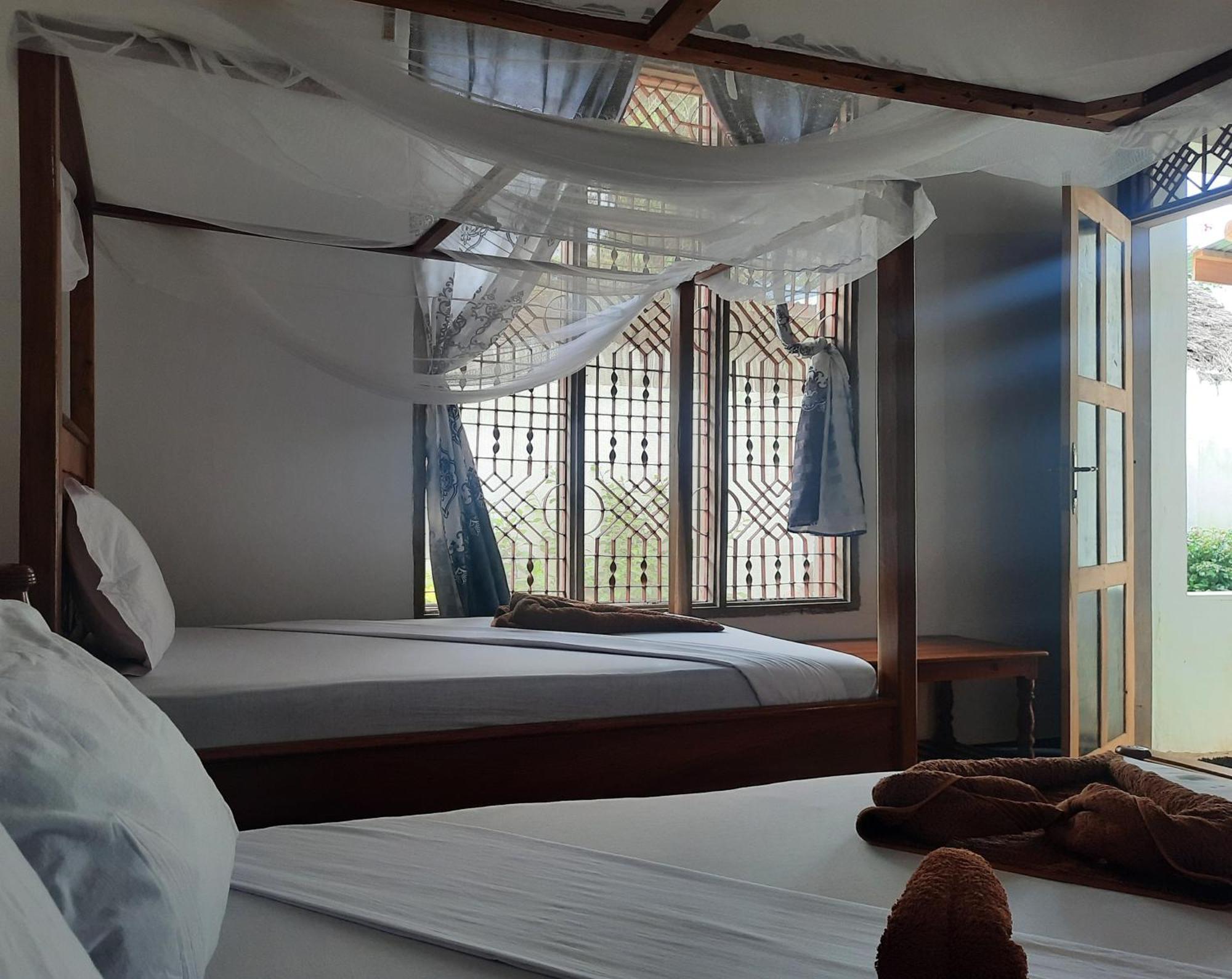 Kajificheni House Bed & Breakfast นูงวี ภายนอก รูปภาพ