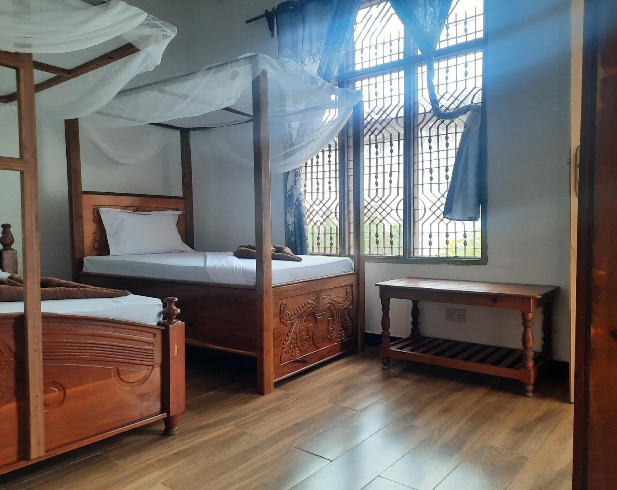 Kajificheni House Bed & Breakfast นูงวี ภายนอก รูปภาพ
