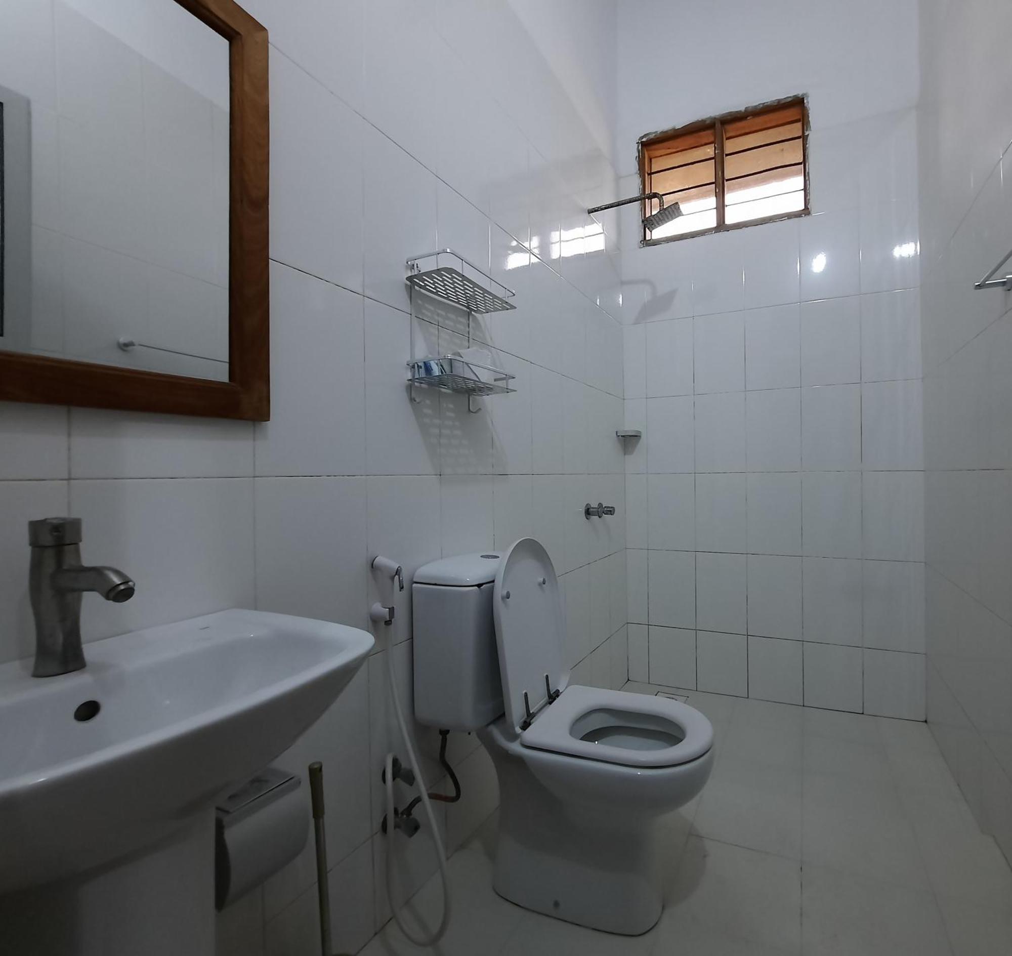 Kajificheni House Bed & Breakfast นูงวี ภายนอก รูปภาพ