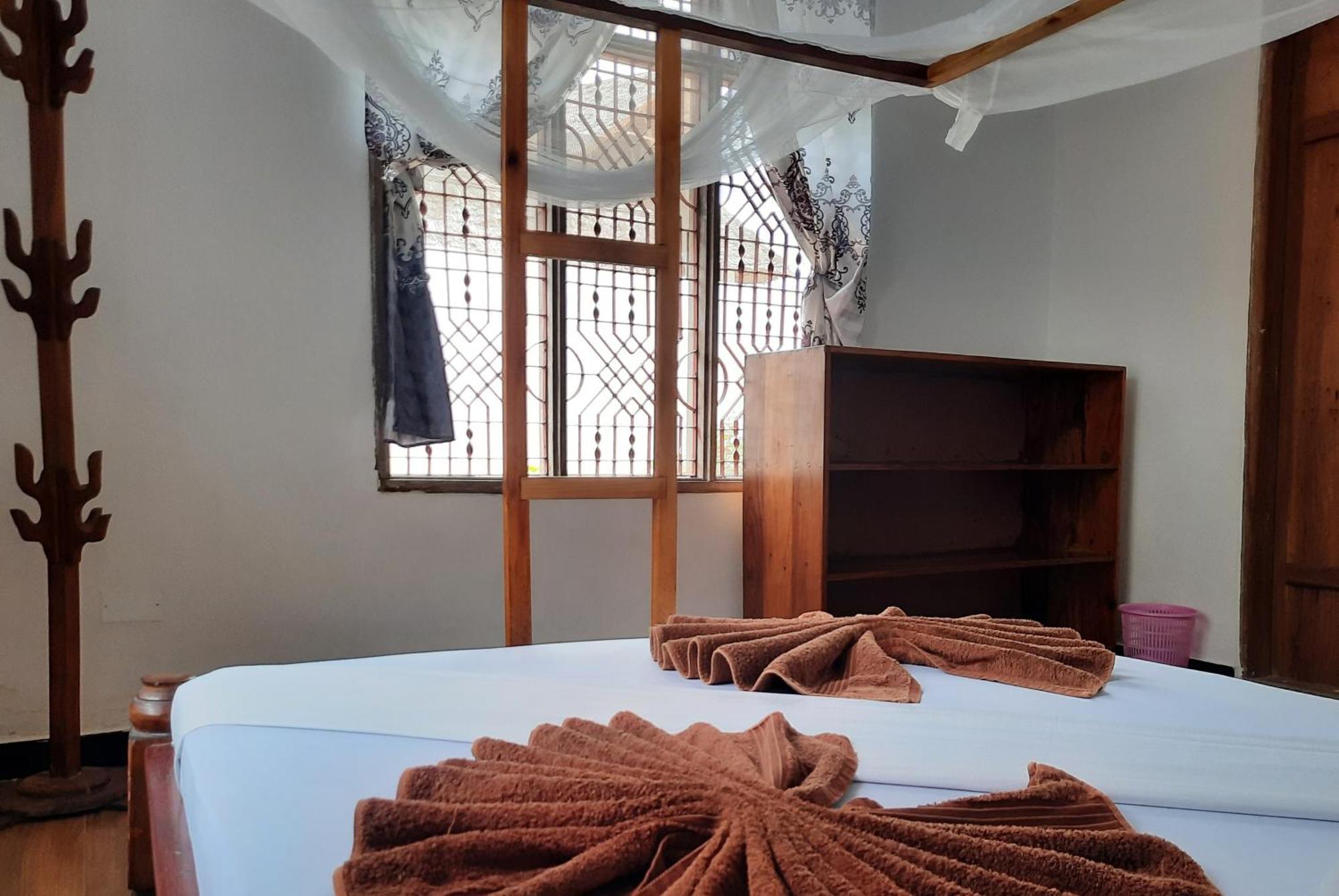 Kajificheni House Bed & Breakfast นูงวี ภายนอก รูปภาพ